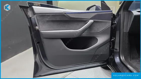 TESLA MODEL Y PREMIUM LONG RANGE AWD