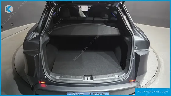 TESLA MODEL Y PREMIUM LONG RANGE AWD