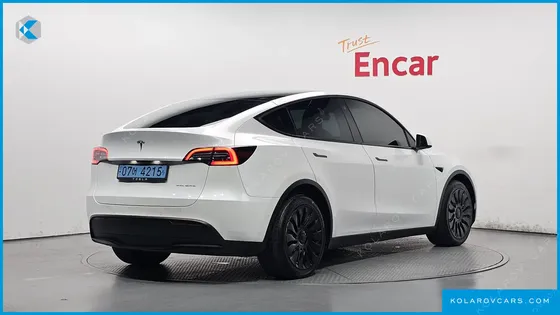 TESLA MODEL Y LONG RANGE AWD