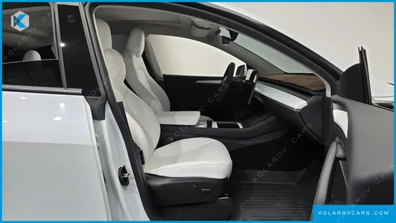 TESLA MODEL Y LONG RANGE AWD