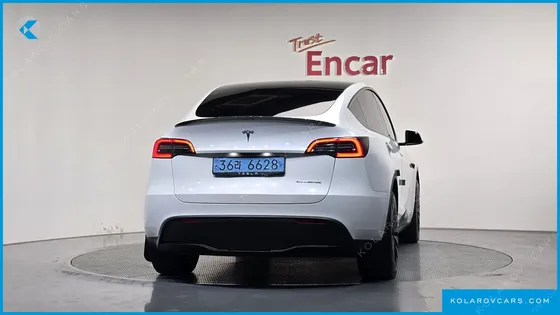 TESLA MODEL Y LONG RANGE AWD