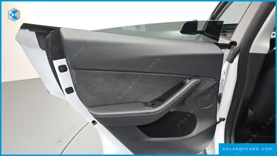 TESLA MODEL Y LONG RANGE AWD