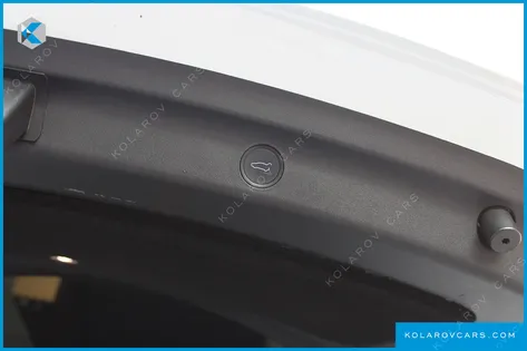 TESLA MODEL Y PREMIUM LONG RANGE AWD