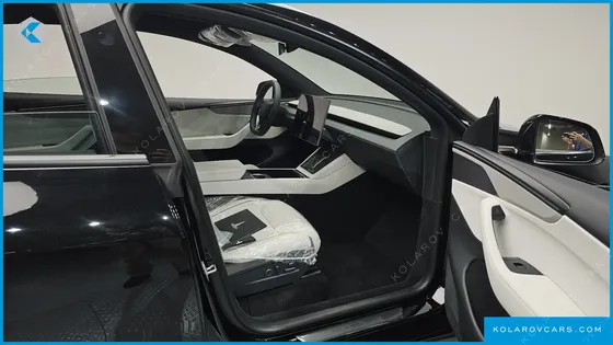 TESLA MODEL Y L LONG RANGE AWD