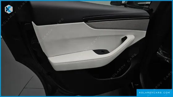 TESLA MODEL Y L LONG RANGE AWD