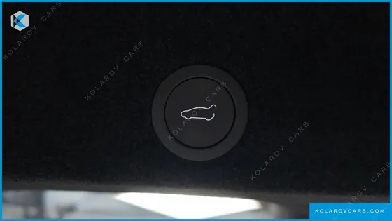 TESLA MODEL Y L LONG RANGE AWD