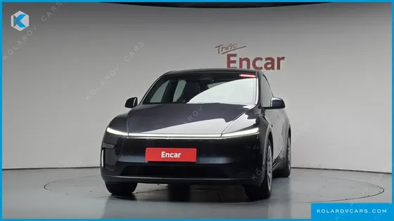 TESLA MODEL Y L LONG RANGE AWD