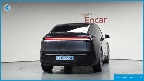 TESLA MODEL Y RWD