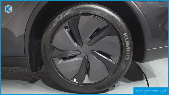 TESLA MODEL Y RWD