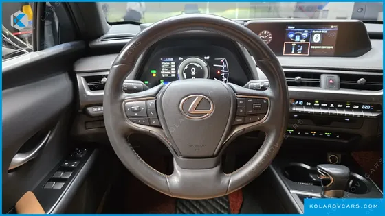 LEXUS UX 2.0 2WD