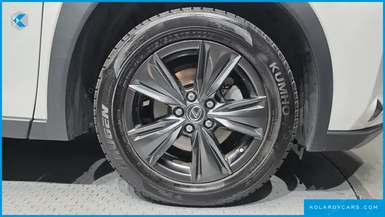 LEXUS UX 2.0 2WD