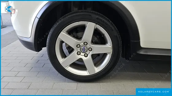 VOLVO C30 D4