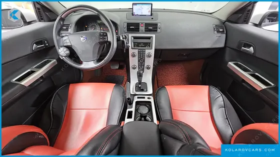 VOLVO C30 D4