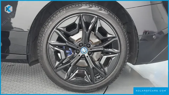 BMW IX XDRIVE40 FIRST EDITION