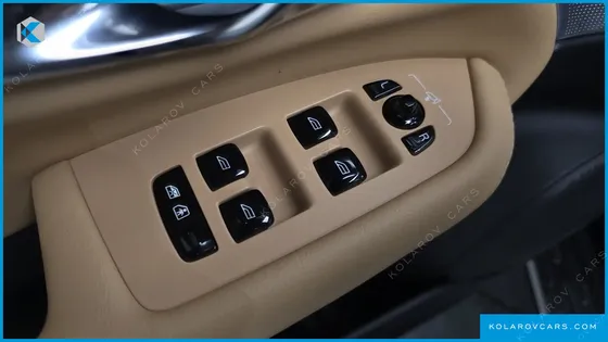 VOLVO XC90 T8 INSCRIPTION HYBIRD