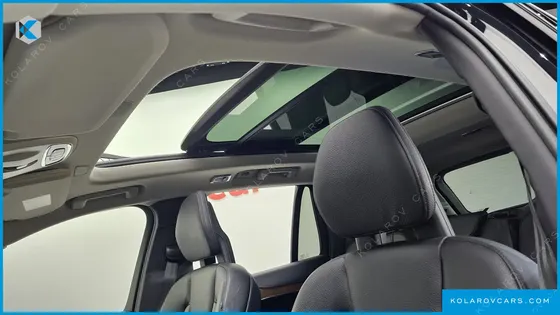 VOLVO XC90 B5 MOMENTUM