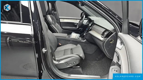 VOLVO XC90 B6 BLACK EDITION