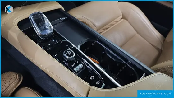 VOLVO XC90 T8 INSCRIPTION HYBIRD