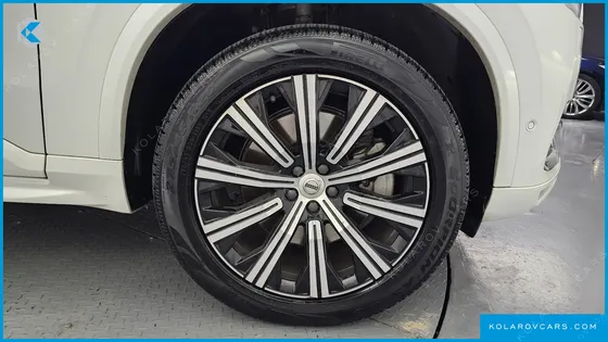 VOLVO XC90 T8 INSCRIPTION HYBIRD