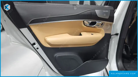 VOLVO XC90 T8 INSCRIPTION HYBIRD