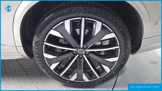 VOLVO XC90 B6 ULTRA BRIGHT
