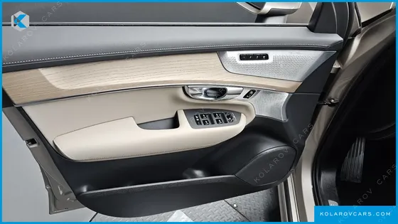 VOLVO XC90 B6 ULTRA BRIGHT