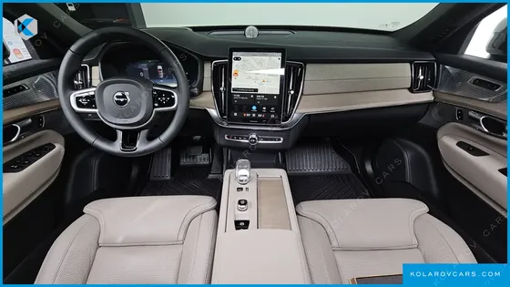 VOLVO XC90 B6 ULTRA DARK