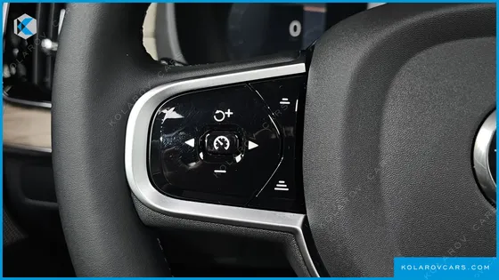 VOLVO XC90 B6 ULTRA DARK