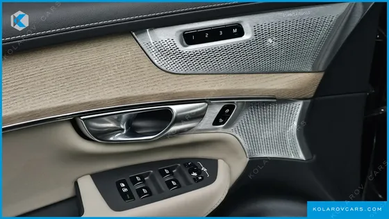 VOLVO XC90 B6 ULTRA DARK