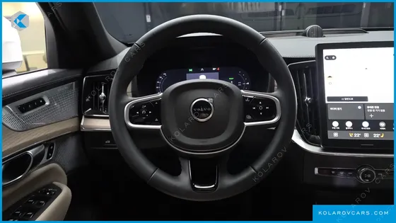 VOLVO XC90 T8 ULTRA BRIGHT HYBRID