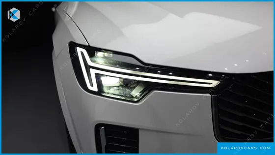 VOLVO XC90 T8 ULTRA BRIGHT HYBRID