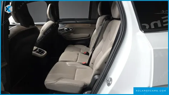 VOLVO XC90 T8 ULTRA BRIGHT HYBRID
