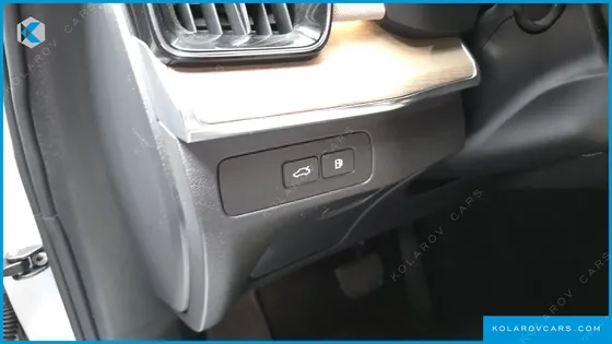 VOLVO XC90 T8 ULTRA BRIGHT HYBRID