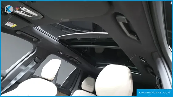 VOLVO XC90 T8 ULTRA BRIGHT HYBRID
