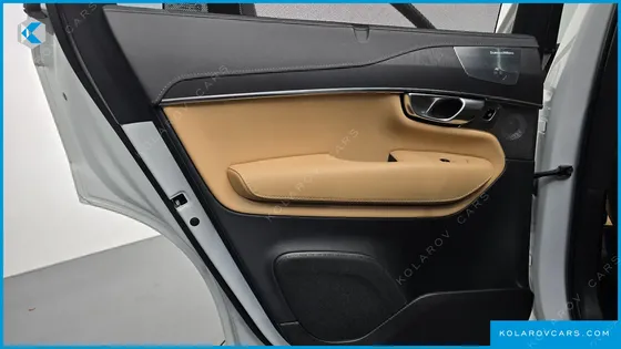 VOLVO XC90 B6 ULTIMATE BRIGHT
