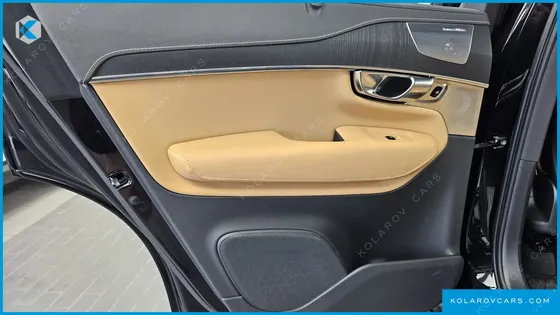 VOLVO XC90 B6 INSCRIPTION