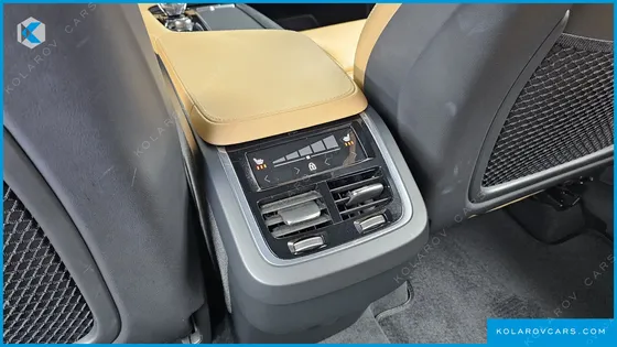 VOLVO XC90 B6 INSCRIPTION