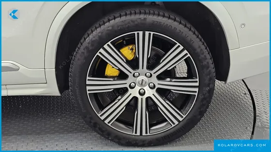 VOLVO XC90 B6 ULTIMATE BRIGHT