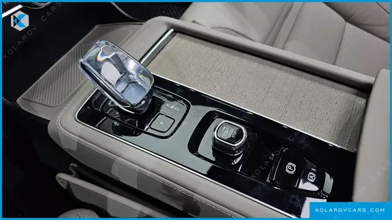 VOLVO XC90 B6 ULTRA BRIGHT