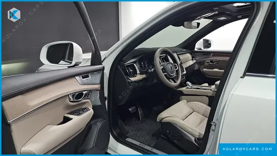 VOLVO XC90 B6 ULTRA BRIGHT