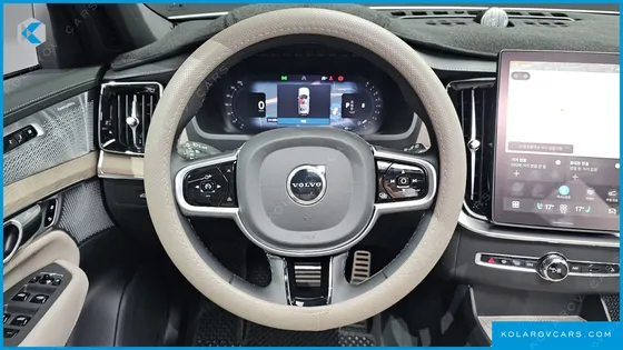 VOLVO XC90 B6 ULTRA BRIGHT