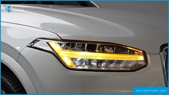 VOLVO XC90 B6 ULTIMATE BRIGHT