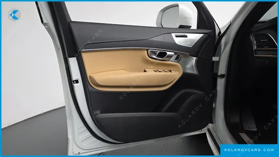 VOLVO XC90 B6 ULTIMATE BRIGHT