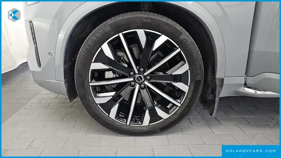 VOLVO XC90 T8 ULTRA DARK HYBRID