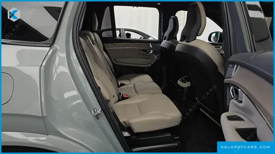 VOLVO XC90 T8 ULTRA DARK HYBRID