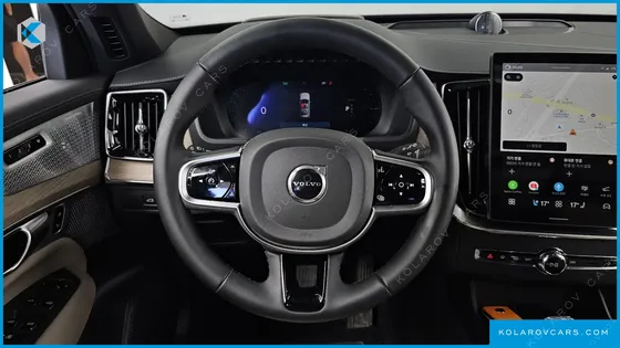 VOLVO XC90 T8 ULTRA DARK HYBRID