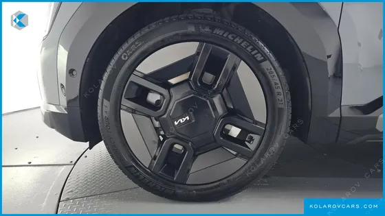KIA EV9 LONG RANGE 4WD