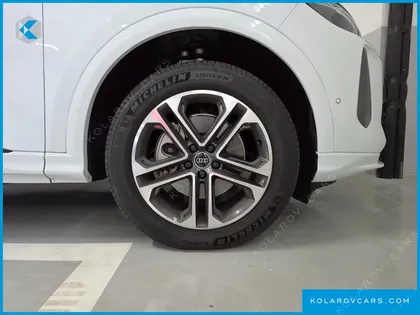 AUDI Q5 40 TFSI QUATTRO SPORTBACK ADVANCED