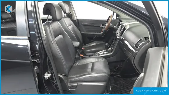 CHEVROLET (GM DAEWOO) CAPTIVA 2WD LT PREMIUM