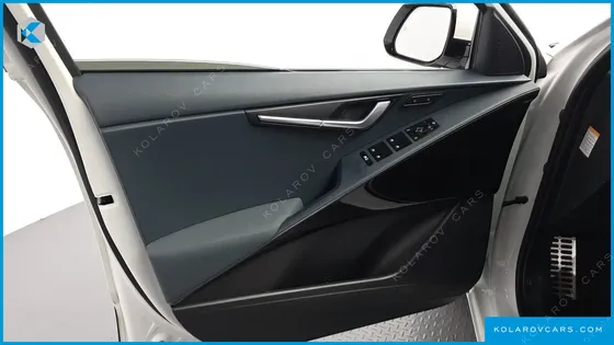 KIA NIRO SIGNATURE